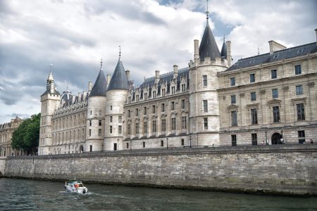 Seine and the Islands – Private Walking Half-Day