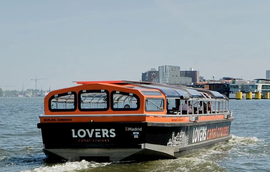 Semi-Open Boat Cruise in Amsterdam