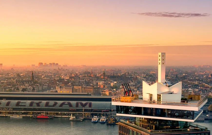 A’DAM LOOKOUT with drinks