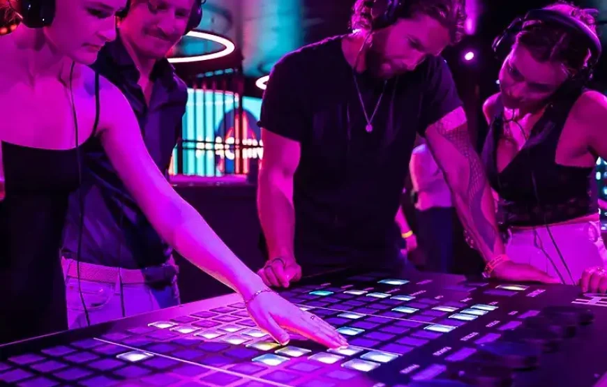 Amsterdam Icebar + Our House – Electronic Dance Music Experience
