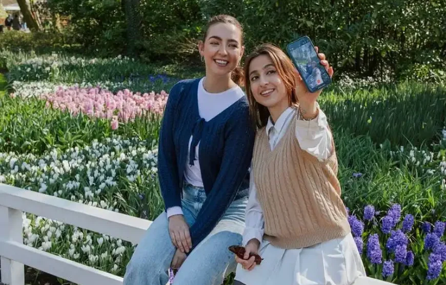 Keukenhof day trip from Amsterdam + Canal Cruise