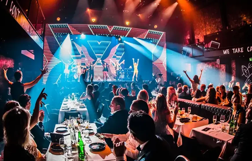 VEGAS Dazzling Variety Dinner Show