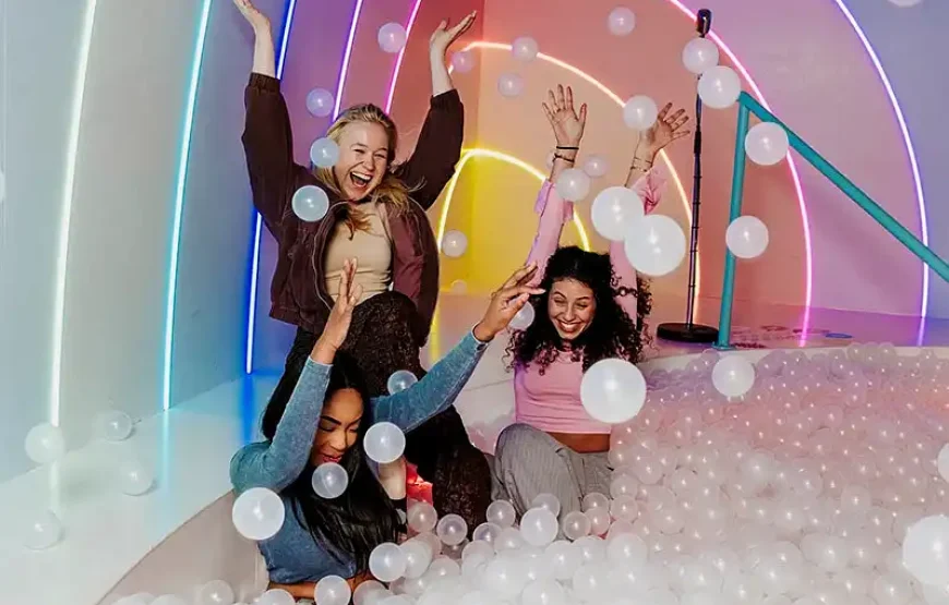 Upside Down Amsterdam | Social Media experience