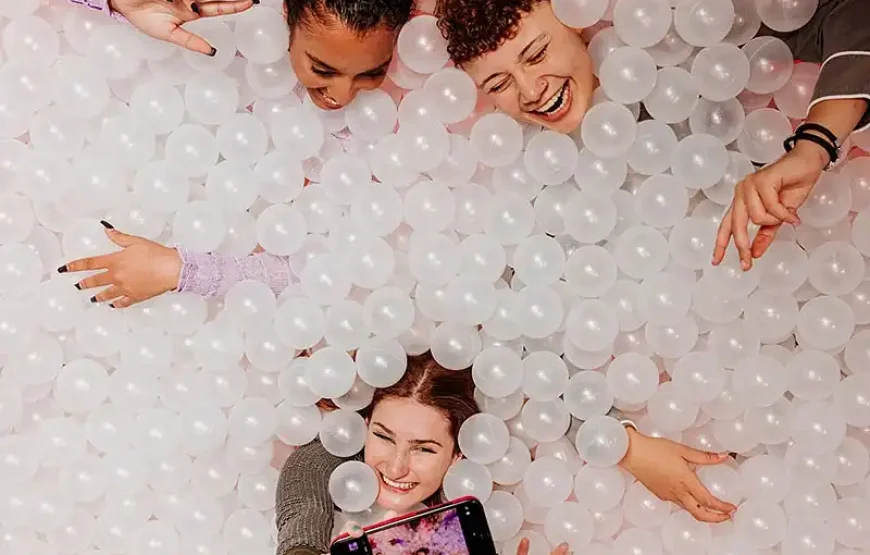 Upside Down Amsterdam | Social Media experience