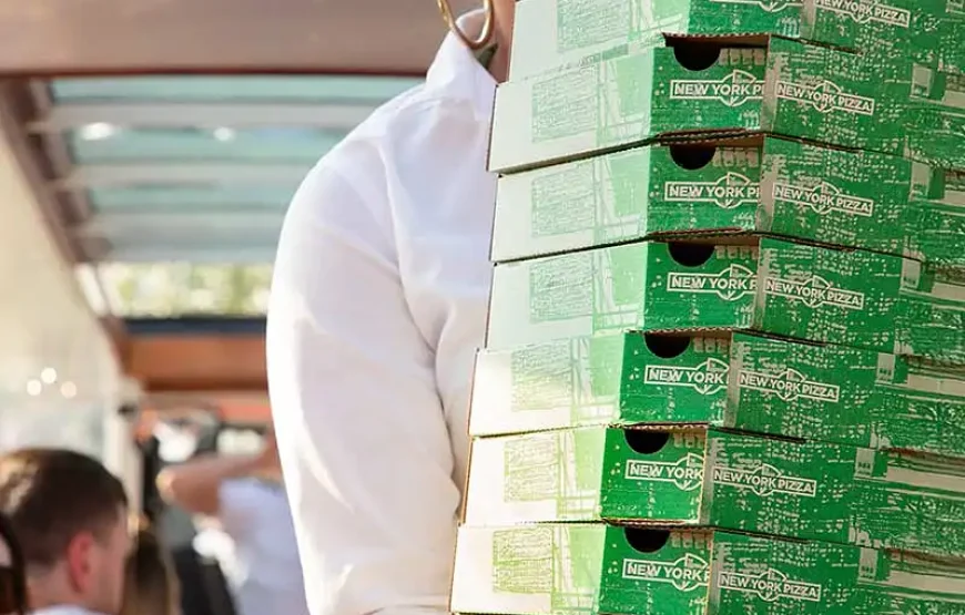 New York Pizza by LOVERS Canal Cruise in Amsterdam