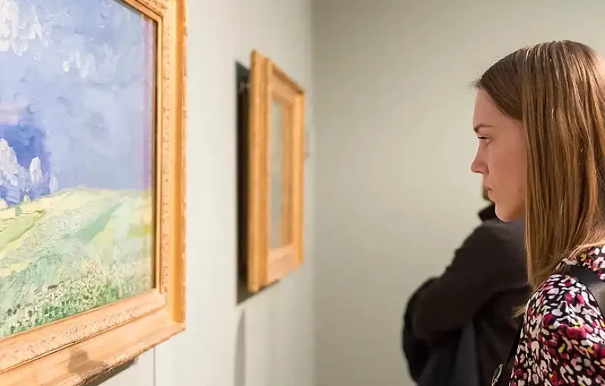 Van Gogh Museum + Amsterdam Canal Cruise