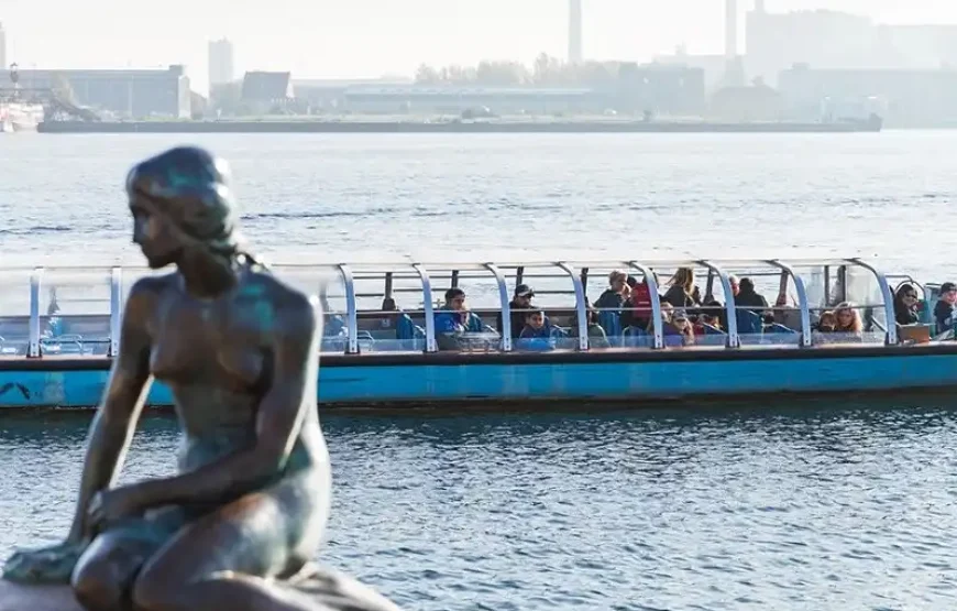 RED Sightseeing Copenhagen bus + Netto Boats