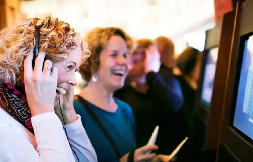 RED Sightseeing Stockholm bus & boat + ABBA The Museum