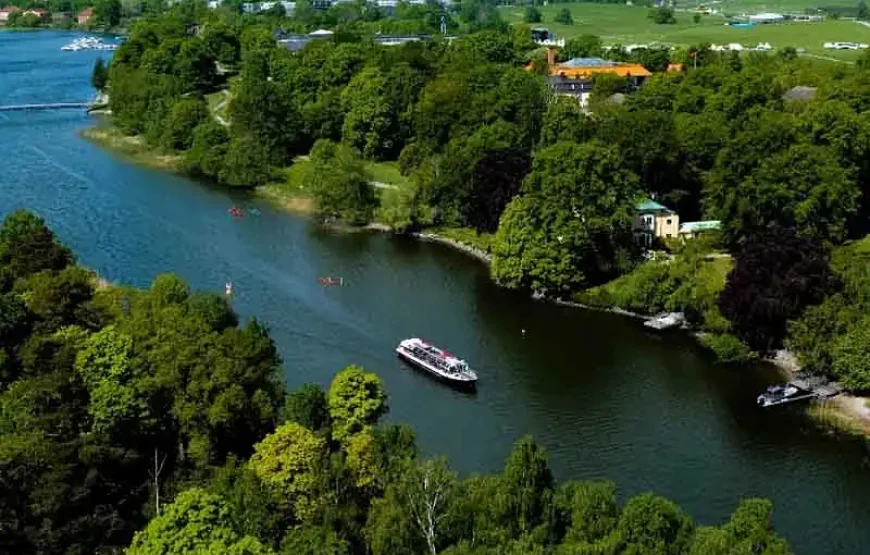 The Royal Bridges & Canal Tour