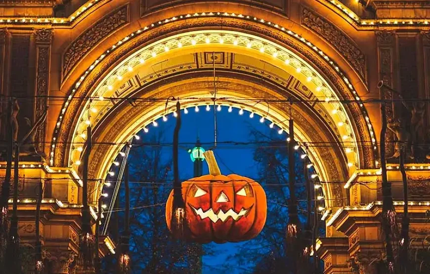 Tivoli Gardens Saturday – Sunday