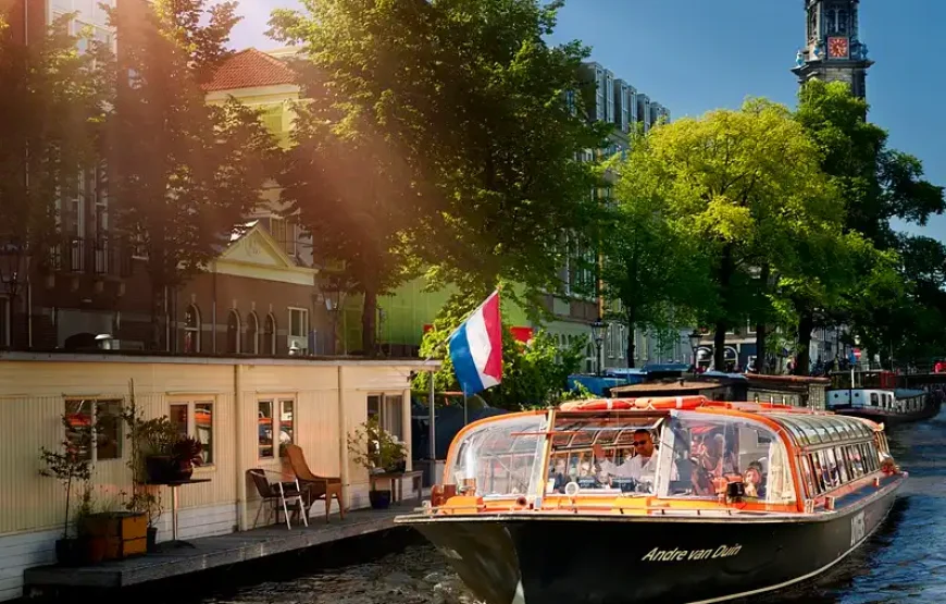 1 hour Amsterdam Canal Cruise Anne Frank House