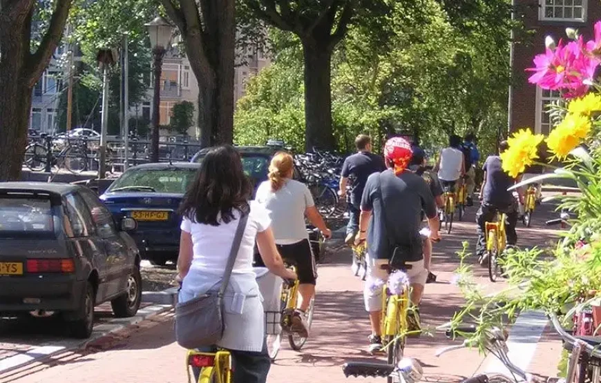 Amsterdam Bike Rental Yellow Bike 24 hours